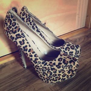Leopard heels